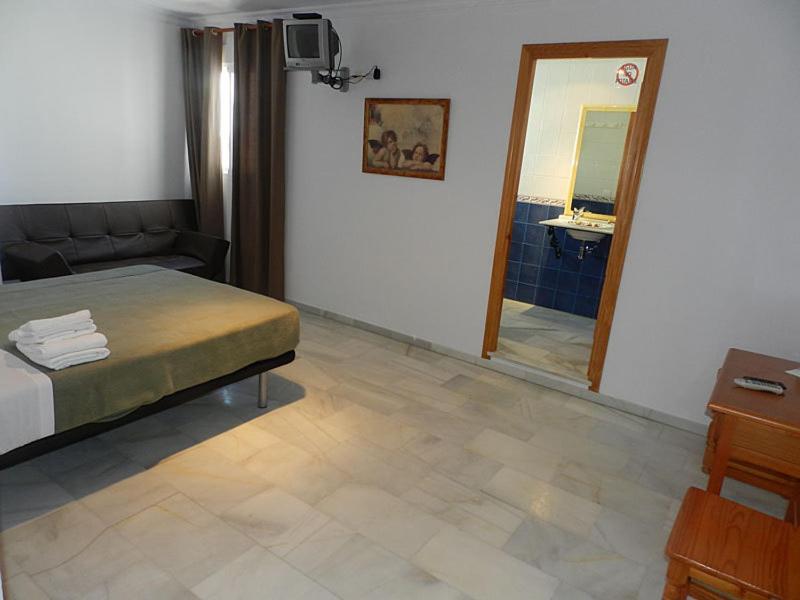 Hostal El Alferez Вьер де ла Фронтера Экстерьер фото
